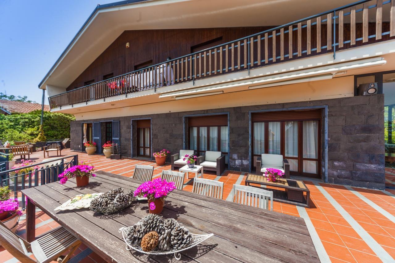 Etna Hut Bed & Breakfast Nicolosi Exterior photo