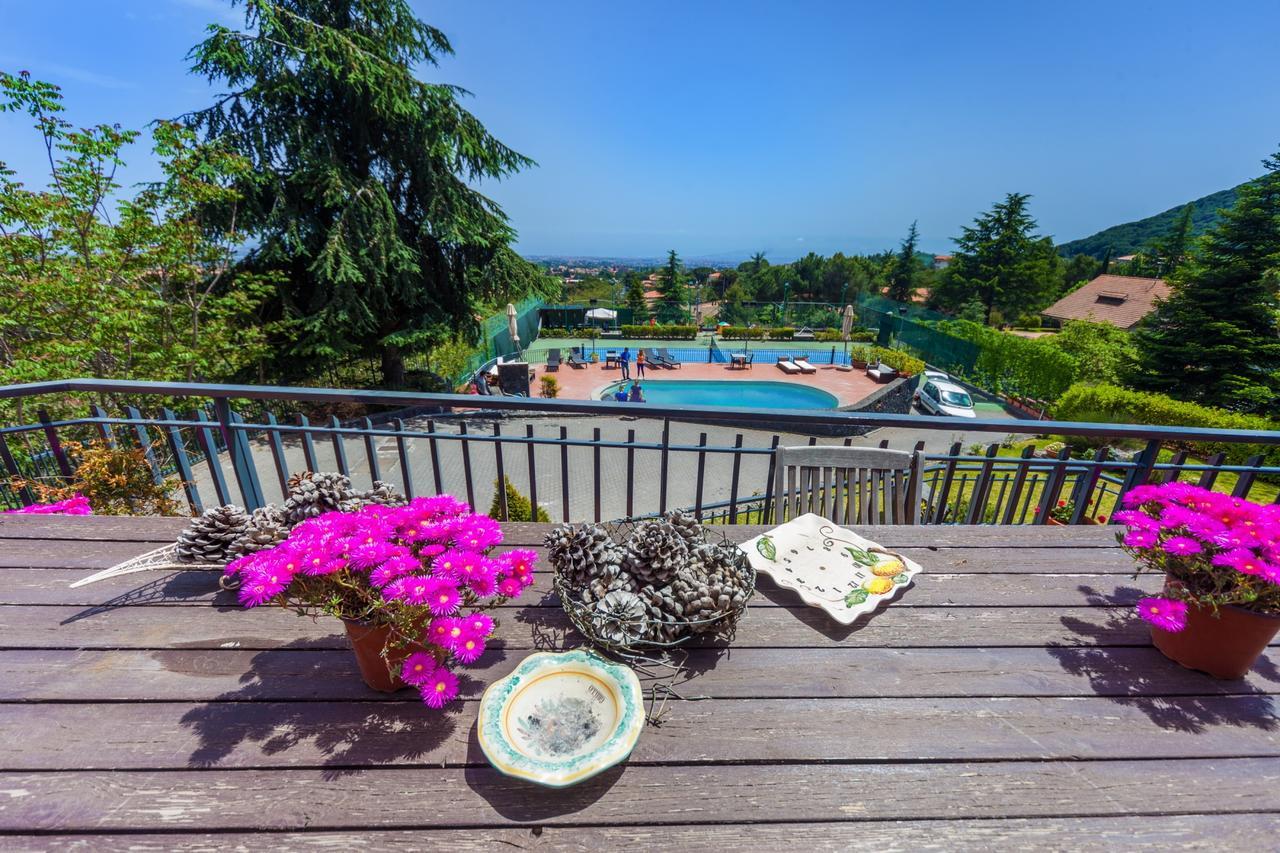 Etna Hut Bed & Breakfast Nicolosi Exterior photo