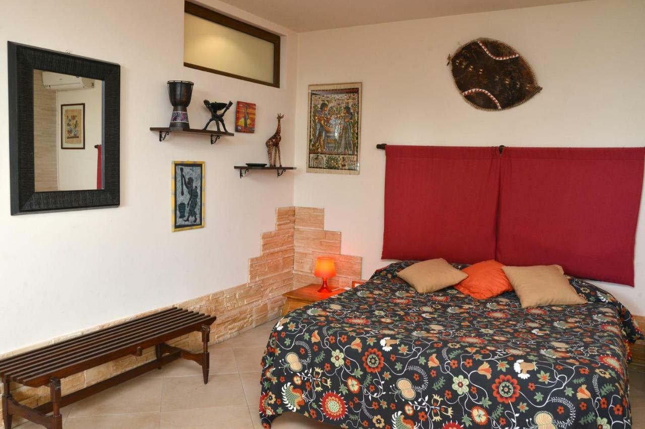 Etna Hut Bed & Breakfast Nicolosi Exterior photo